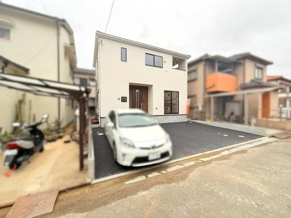 和歌山市木ノ本第9-1号棟　新築戸建の前面道路含む現地写真