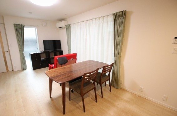 ピッコロ白山の居間・リビング