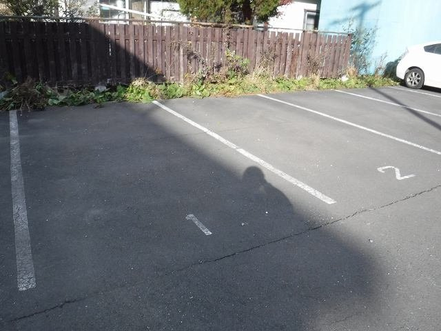 レオパレスＪ＆Ｋのその他|駐車場完備