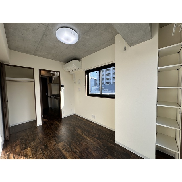 アトリエ八雲の居間・リビング