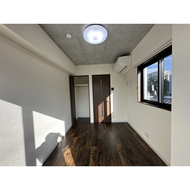 アトリエ八雲の居間・リビング