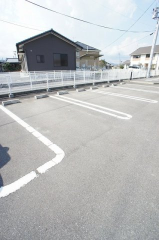 モアナガーデンの駐車場