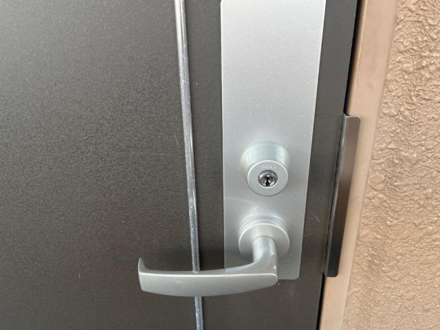 リファイン山中の玄関|玄関ドアノブ