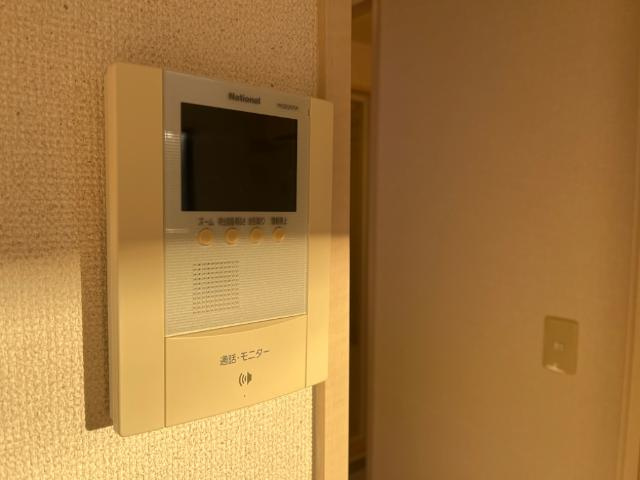 リファイン山中の内装|カメラ付インターホン
