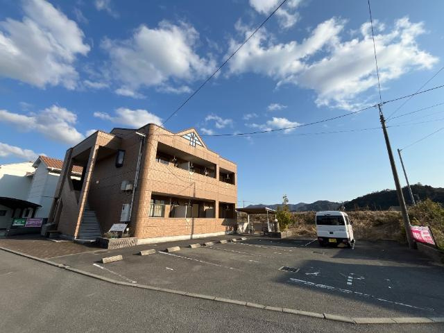 リファイン山中の外観|外観写真（昼）