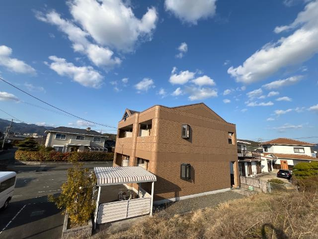 リファイン山中の外観|外観写真（昼）