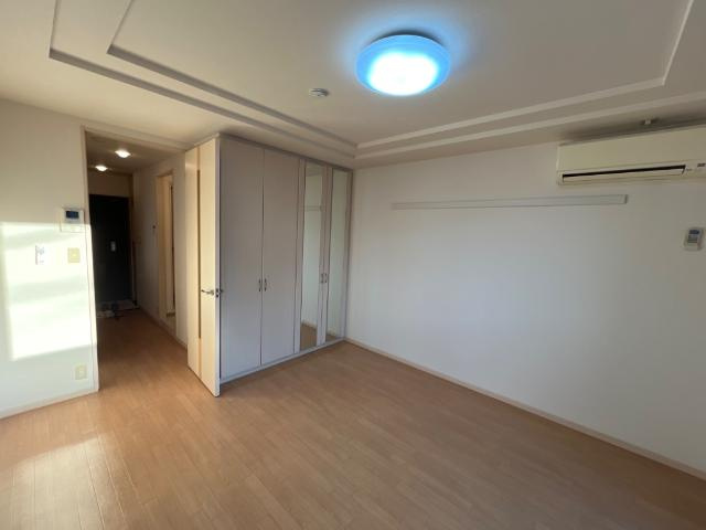 リファイン山中の居間・リビング|リビング