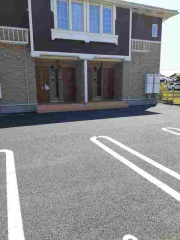 プラシード　Ⅱの駐車場