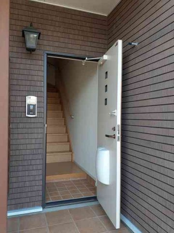 フォレスタ深川のエントランス