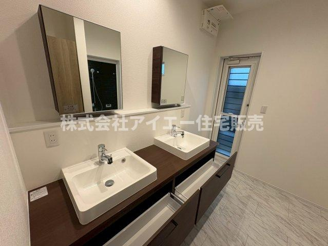 ♪♪宜野湾市大山4丁目-1号棟（全2棟）の独立洗面台|独立洗面化粧台が付いています