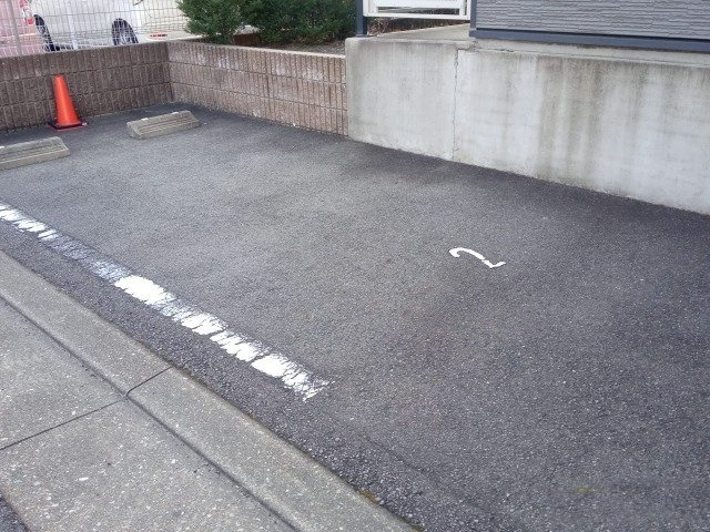 レオパレスＮビレッジ南明大寺のその他|駐車場