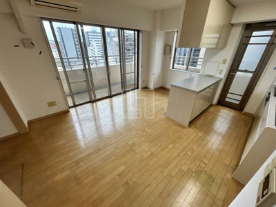 【居間・リビング】 | カスタリアタワー長堀橋 | カスタリアタワー長堀橋　リビング・ダイニングスペース