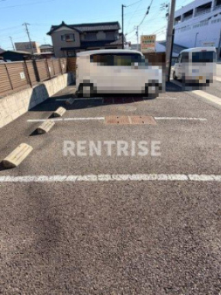村瀬マンションの駐車場