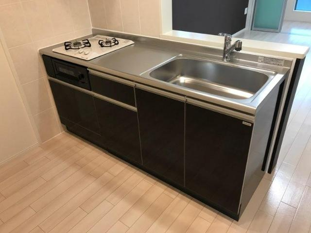 タワンオークのキッチン|キッチン