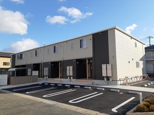 グランド　オーヴェスト　宇佐崎