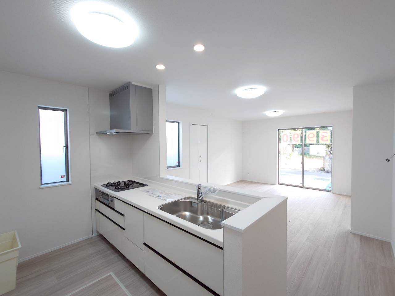 ＋＋沖縄市知花１丁目－C号棟（全３棟）のキッチン