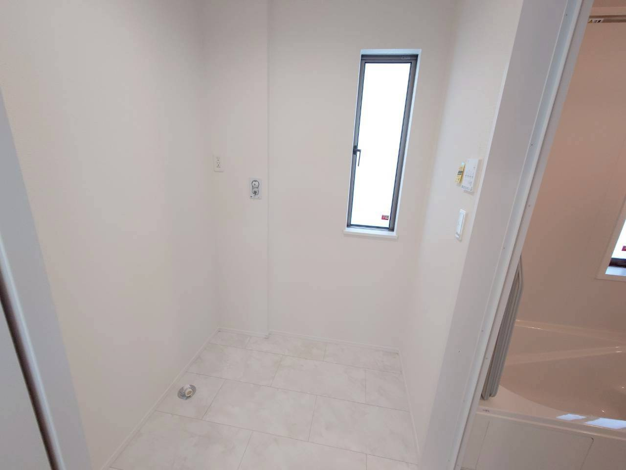 ＋＋沖縄市知花１丁目－C号棟（全３棟）の設備