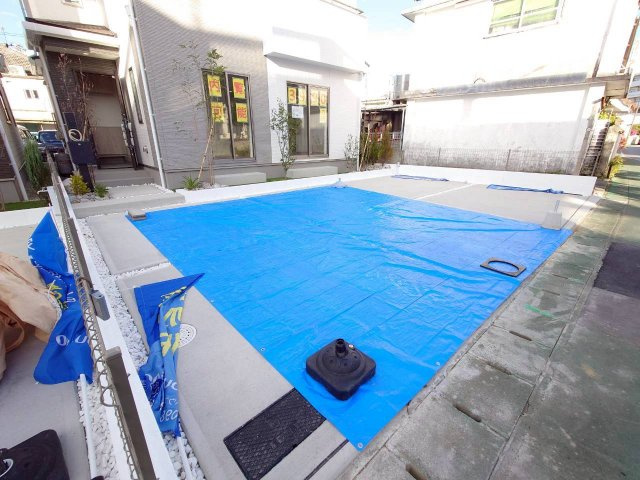 ＋＋沖縄市知花１丁目－C号棟（全３棟）の駐車場