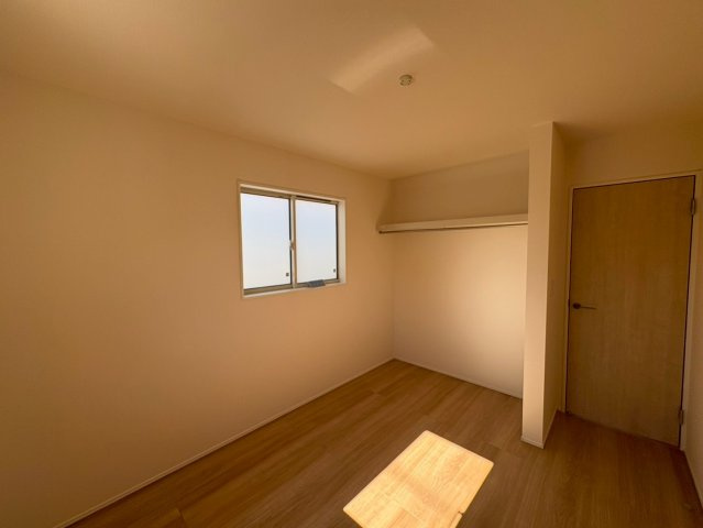 ★★那覇市宮城-4号棟（全4棟）の洋室|コンパクトで使いやすい洋室です