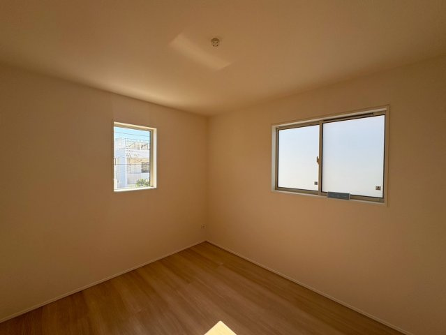 ★★那覇市宮城-4号棟（全4棟）の洋室|コンパクトで使いやすい洋室です