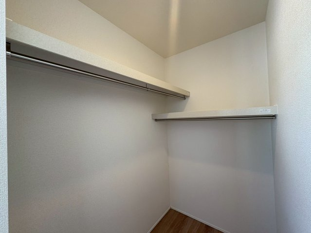 ★★那覇市宮城-4号棟（全4棟）の収納|こまごまとしたものを収納できそうですね