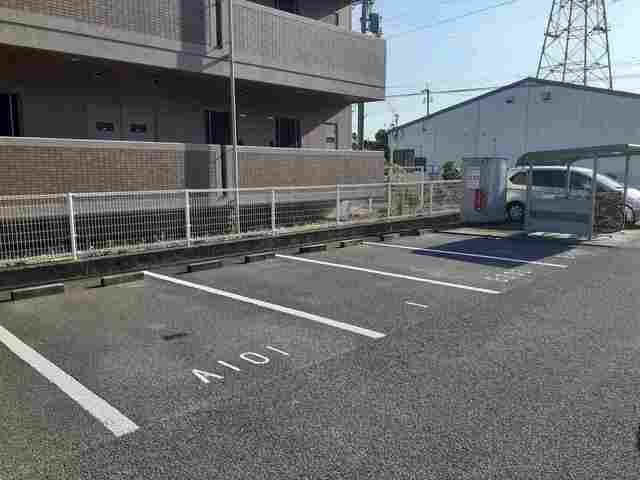 フォレストＫ　Ａの駐車場