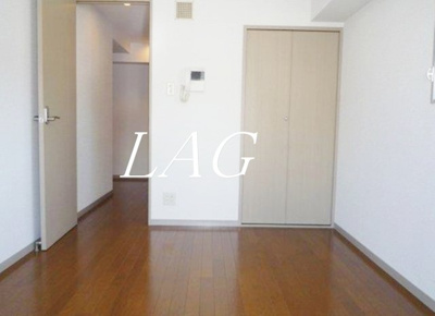 【居間・リビング】 | ルミエール | 洋室のお部屋です。