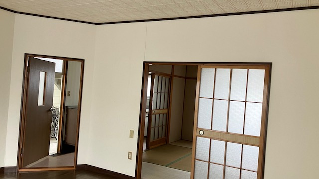 コーポ平成の居間・リビング|ゆったりとした居間です