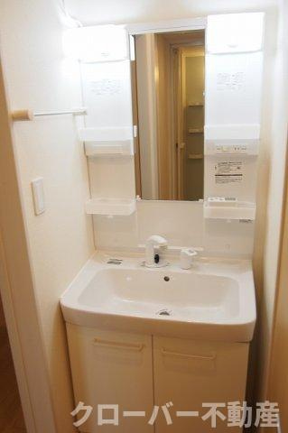 カーサ・クレストの洗面所