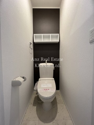 【トイレ】 | Plaisir京町堀 | シャワートイレ☆棚もついてます☆