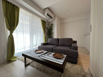 【居間・リビング】 | ラ・ピシーヌ南堀江 | 広々とした1LDK☆