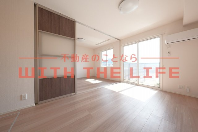 マハロ【キャッシュバック対象】の居間・リビング|使いやすい居間です