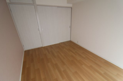 【寝室】 | サンハイツ岸辺