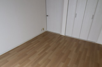 【洋室】 | サンハイツ岸辺