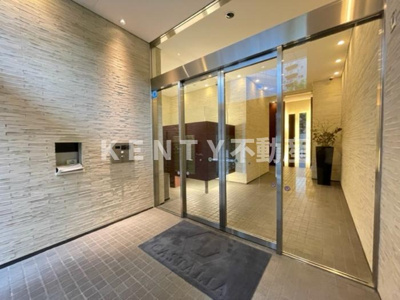 【エントランス】 | カスタリア大森 | 建物の内部です