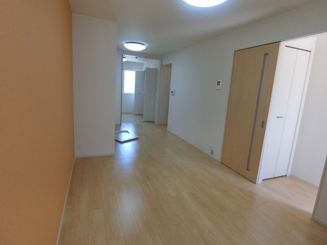 デイジー　ベルの居間・リビング|イメージ102号室の写真