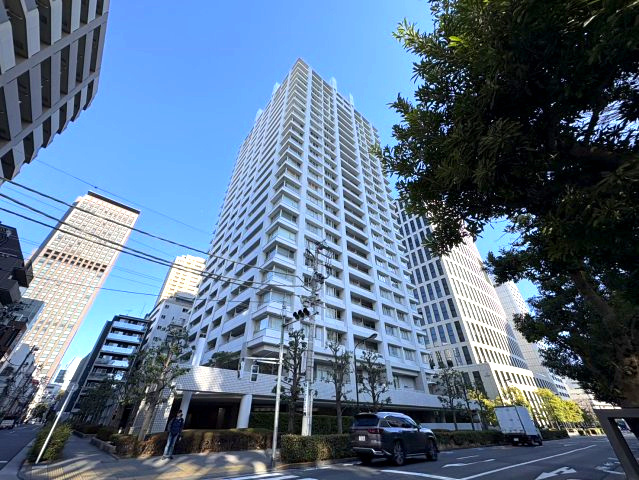 芝パーク・タワーの外観