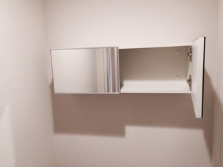 【トイレ】 | アピアランス | 吊り戸棚