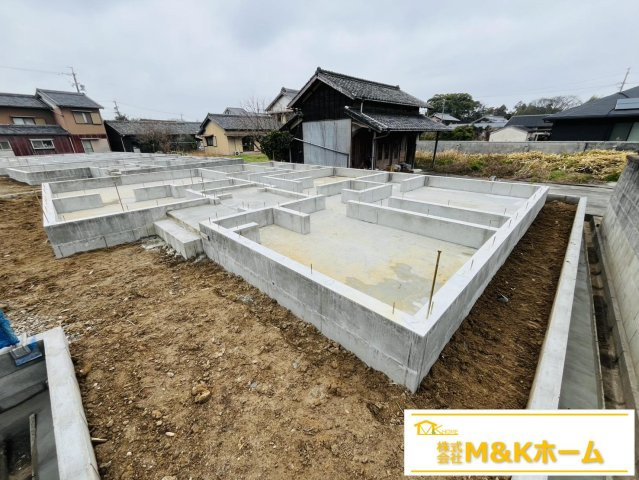 知多市金沢字郷中　全4棟　1号棟の外観|R7.11.28撮影　WIC完備☆