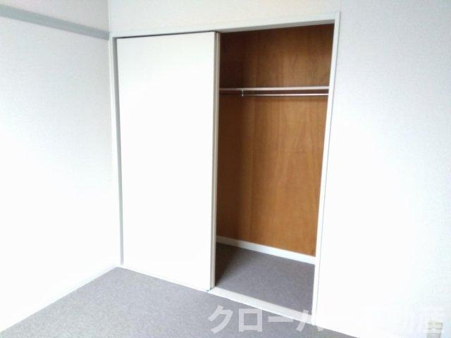 レオパレス高木の収納