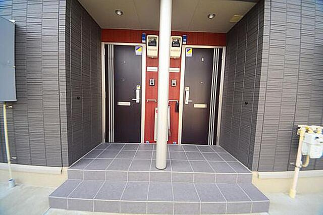 レジデンス永田のエントランス