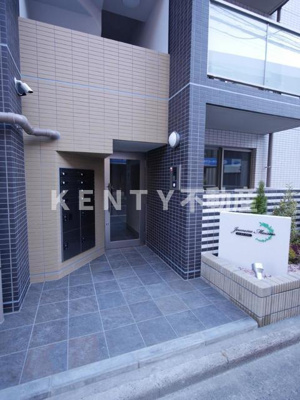 【エントランス】 | ジュネス　メゾン | 建物の内部です