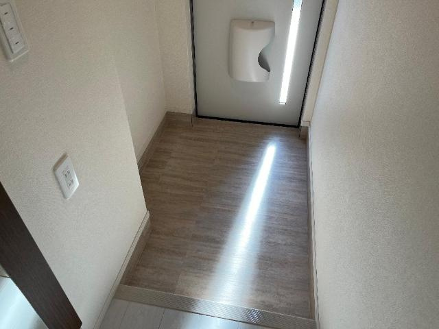 アムール香椎駅前Ⅱの玄関|玄関（イメージ）