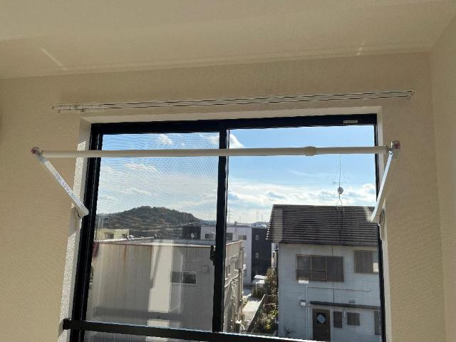 アムール香椎駅前Ⅱのその他|室内物干し（イメージ）