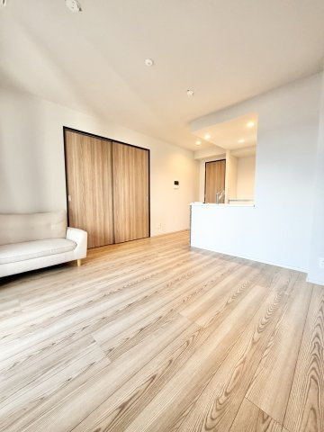 レーベン千代 THE PARK FRONTの居間・リビング|おしゃれなリビングです