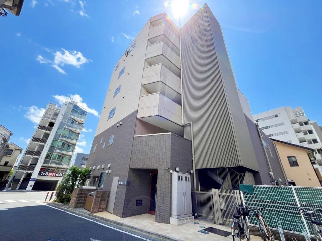 第7山洋ビルの外観