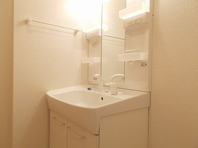 サン　ローレルの洗面所|洗面所です