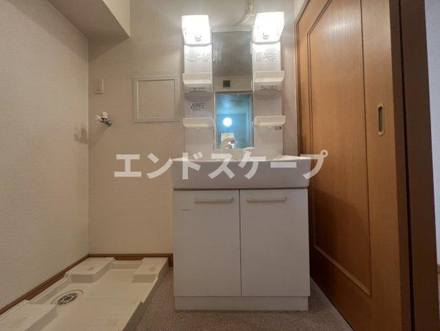 リシアンの独立洗面台