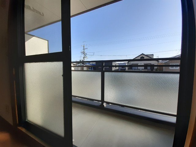 グリシーヌ１番館のバルコニー