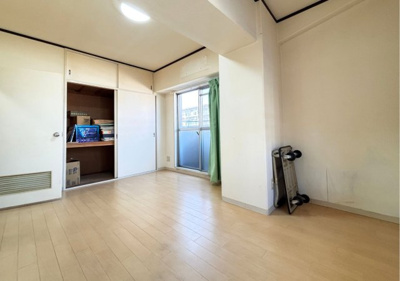 【洋室】 | 八戸ノ里第三ガーデンハイツA棟